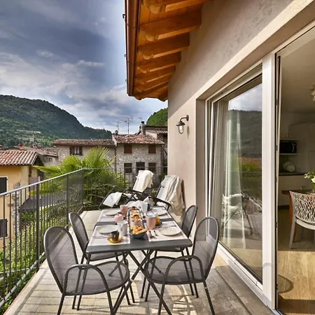 Lucia - Theater Apartman *
